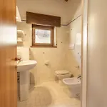 Casa Cavina, Ampia Con Giardino E Garage