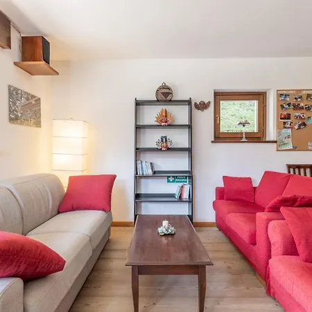 Casa Cavina, Ampia Con Giardino E Garage * Venas