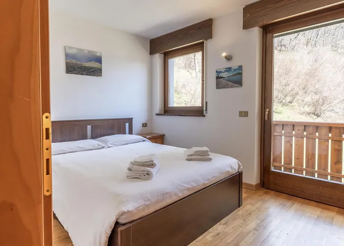 아파트 Casa Cavina, Ampia Con Giardino E Garage Venas